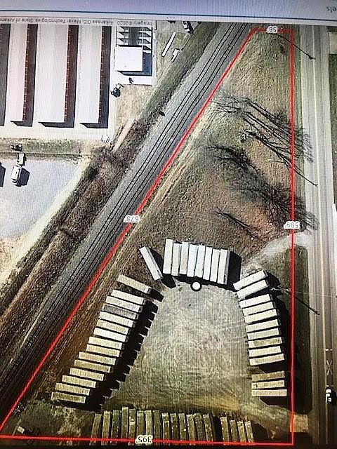 1st image of N. Lincoln St