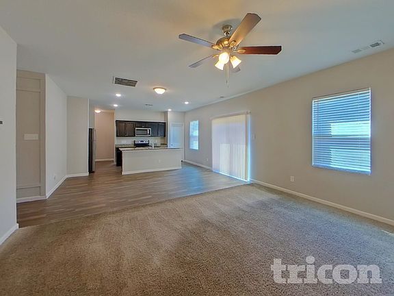2nd image of 404 Willow Creek Dr