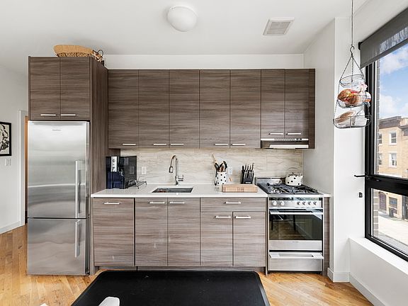 5th image of 1188 Bedford Ave #3C