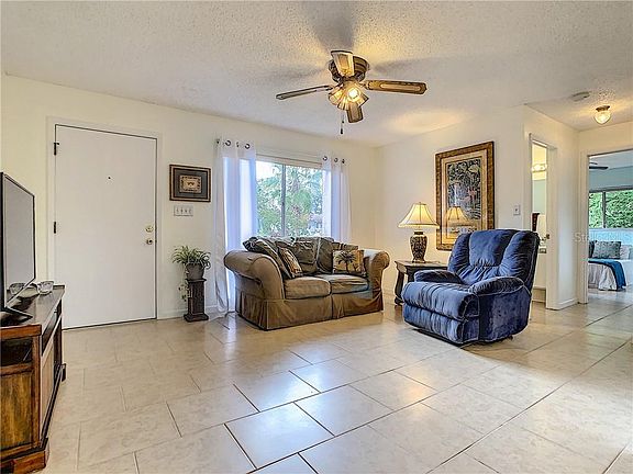 5th image of 2618 Hendy Ct