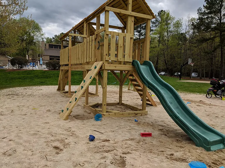 4100 Five Oaks Dr #45 — Photo 44