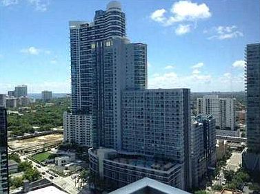 4th image of 1060 Brickell Ave APT 2411