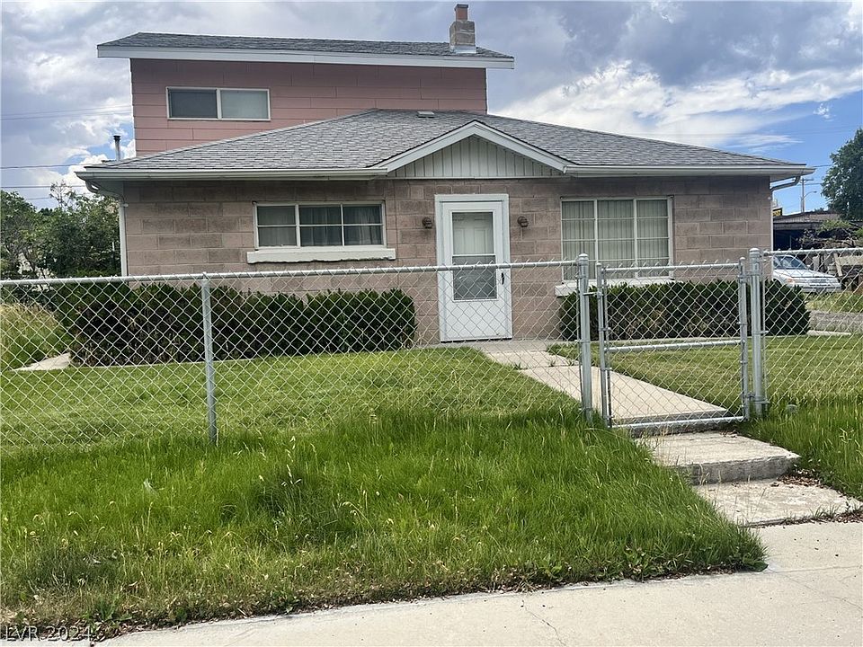 1st image of 1050 Avenue E