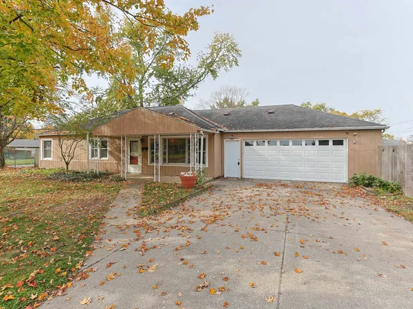 902 N 14th St, Niles, MI 49120