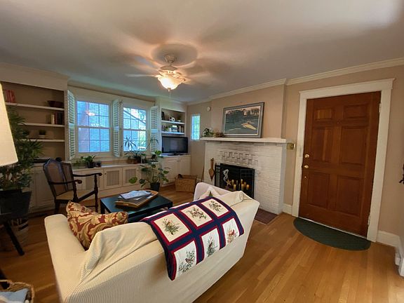 3rd image of 5710 Bromley Ln