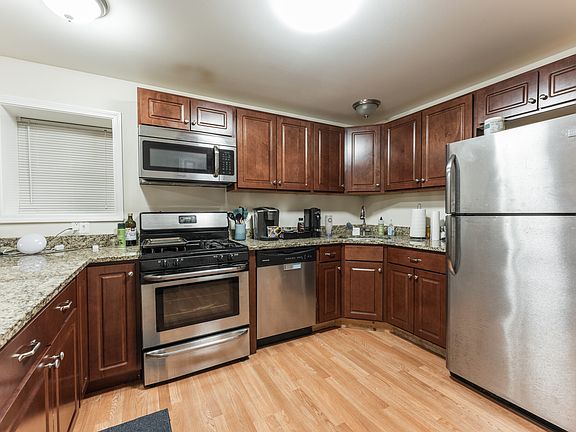 2nd image of 2620 W Armitage Ave #G