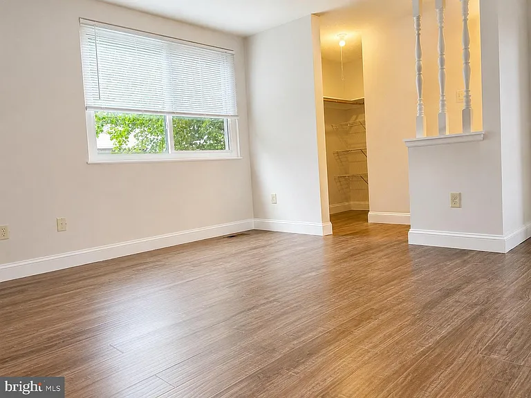 5559 Hecate Ct — Photo 11