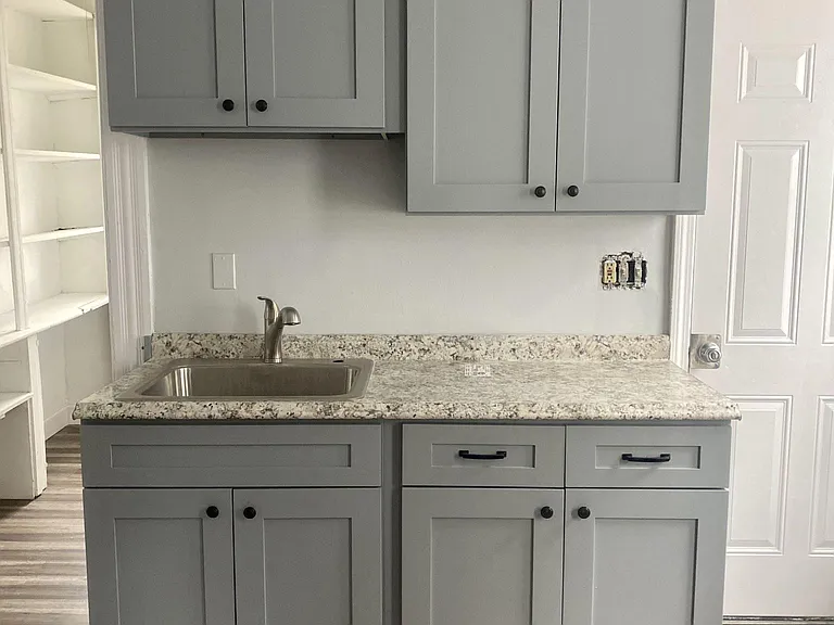 15 Ridgewood St #2 — Photo 6