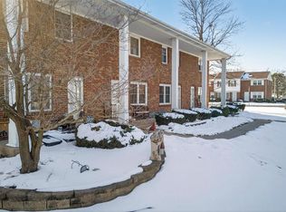 2809 Mayer Dr #2809, Saint Charles, MO 63301