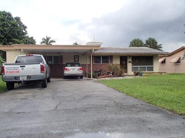 1st image of 3048 NW 30th Ter