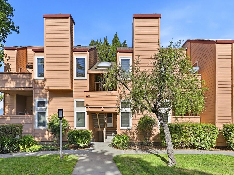 1st image of 5392 Borneo Cir