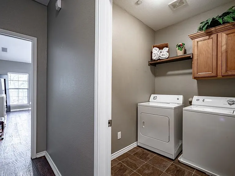 6868 Firenze Ln — Photo 2