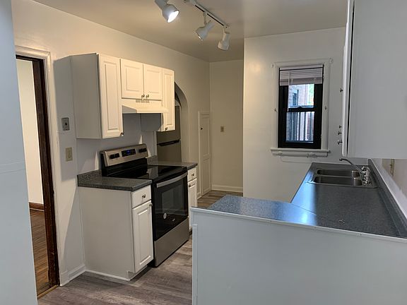 4th image of 1804B King Ave #B
