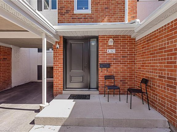 3rd image of 427 Keats Way #2