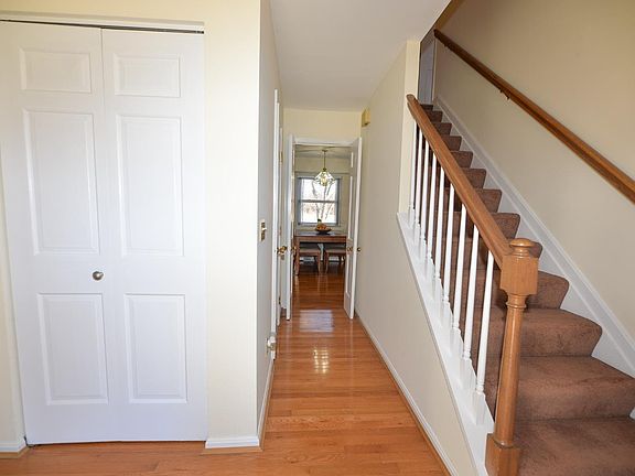 3rd image of 2626 Montchateau Dr