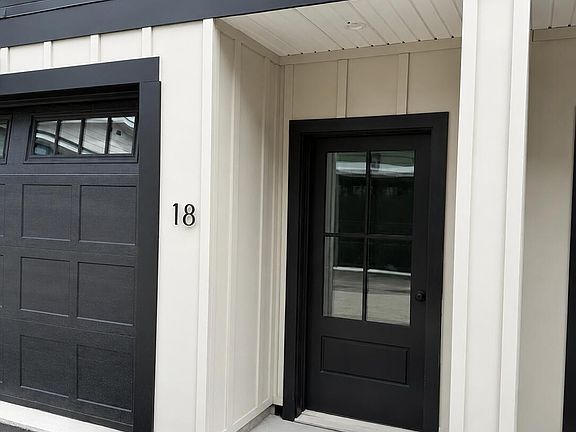 3rd image of 18 Salt Point Drive #21