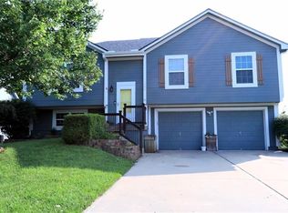 11500 N Booth Ave, Kansas City, MO 64157