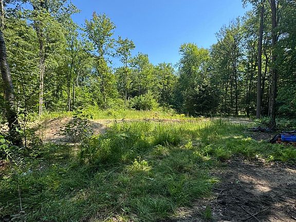 2nd image of 3181 53rd St