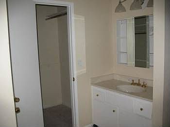 2nd image of 8249 Mulberry Pl