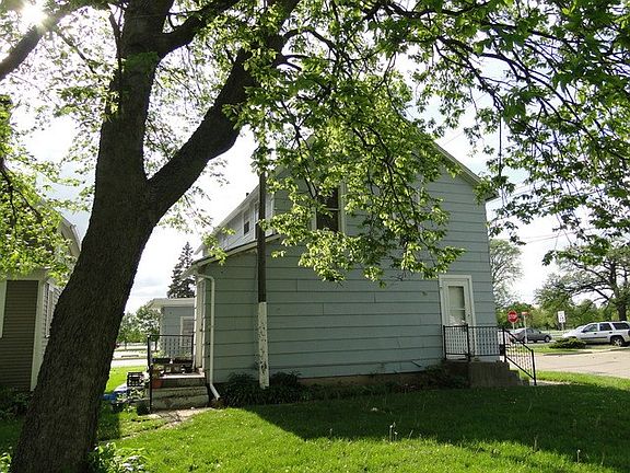 2nd image of 196 N Kennedy Dr