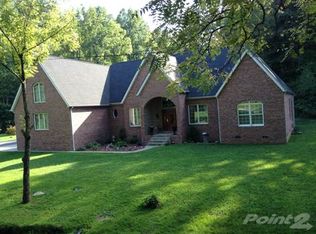 5016 Moore Br, Ashland, KY 41102