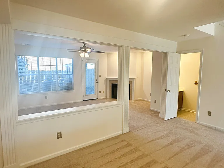 1812 Abbotsbury Way #1 — Photo 13