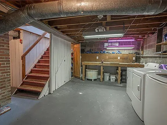 1827 E 66th St — Photo 12