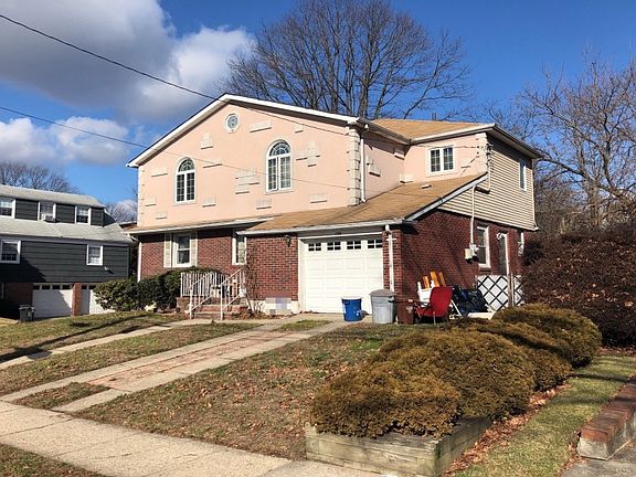 2nd image of 139 Sawyer Ave