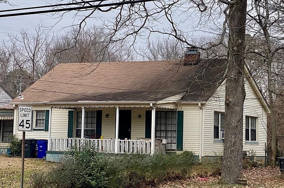 1st image of 2228 N Wood Ave
