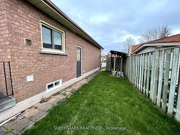 2nd image of 26 Tavistock Ct #Basement