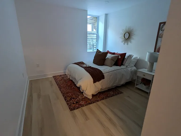 326 Main St #1 — Photo 14