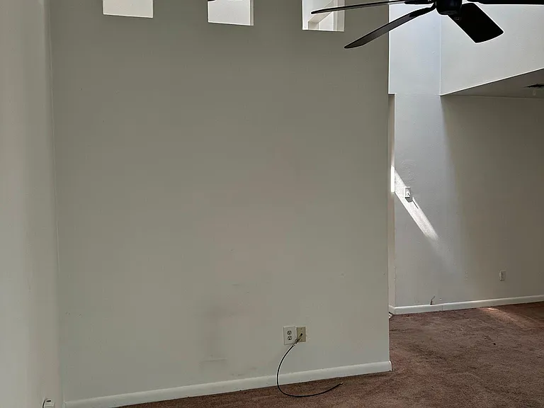 5541 Downing St — Photo 3