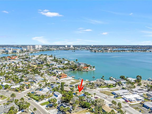 5th image of 6892 Gulf Winds Dr APT 1