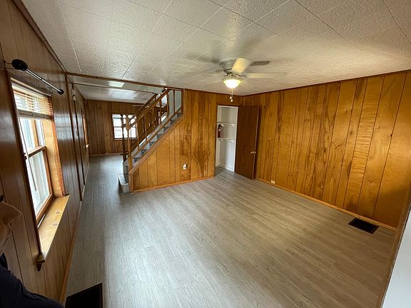 5th image of 244 W 26th St