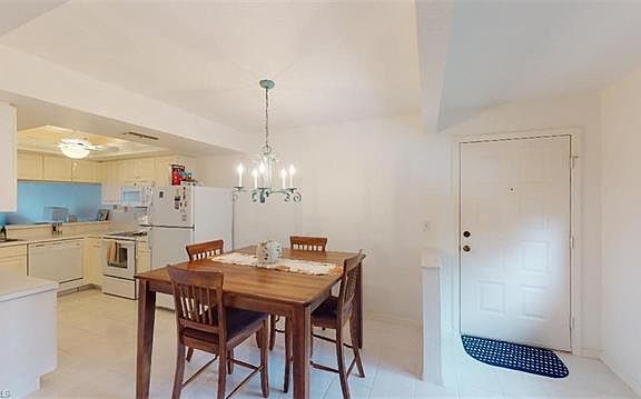 5th image of 4121 Lorene Dr Unit 301
