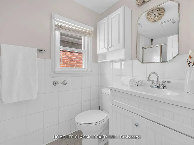 54 S Woodrow Blvd — Photo 18