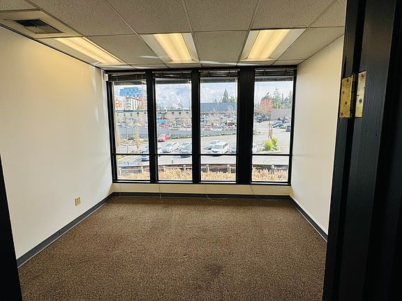 5th image of 1 Lake Bellevue Dr Suite 205