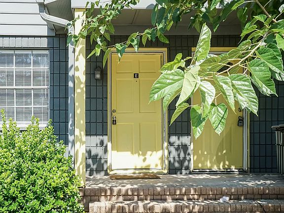 2nd image of 201-209 Johnson St #203