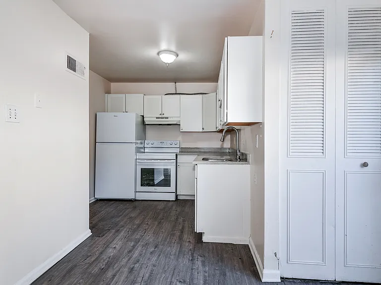 105 Hughey Ct — Photo 14