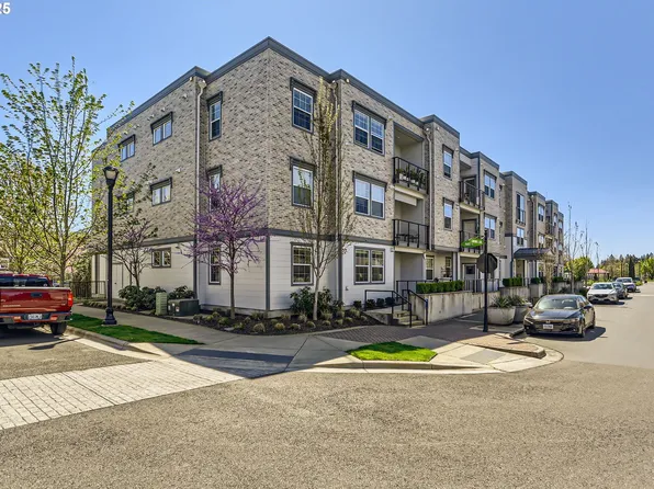 28750 SW Campanile Ln Unit 108, Wilsonville, OR 97070
