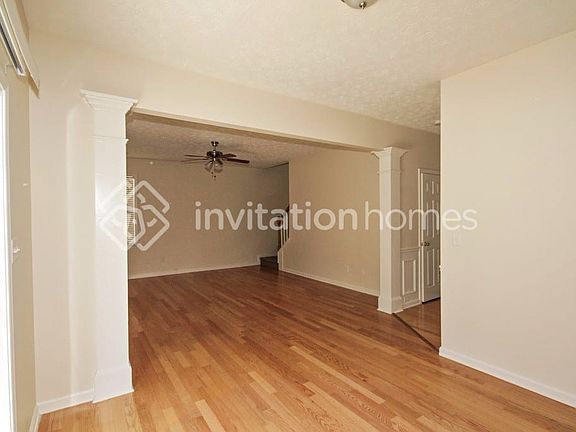 3rd image of 2985 Cooper Woods Ln
