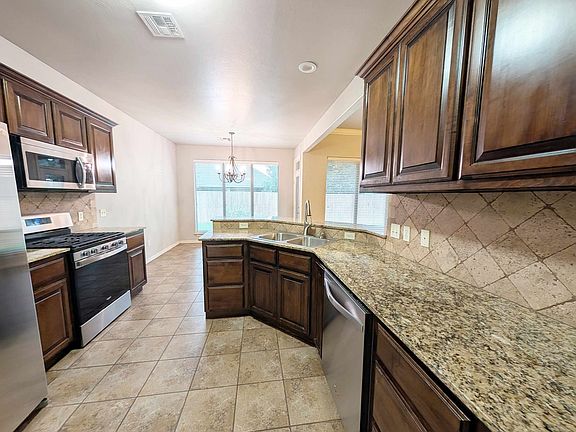 5th image of 19100 Canyon Creek Pl