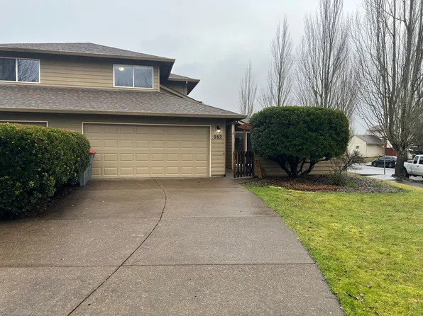 982 SW Hawthorne St, McMinnville, OR 97128