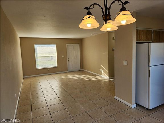 4th image of 813 NE 7th Pl #815