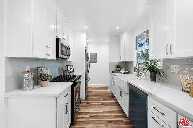3009 Nipomo Ave — Photo 7