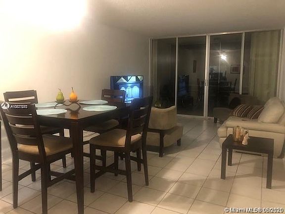 3rd image of 9441 Evergreen Pl APT 303