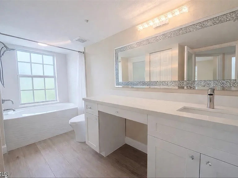 4122 Residence Dr #117 — Photo 9