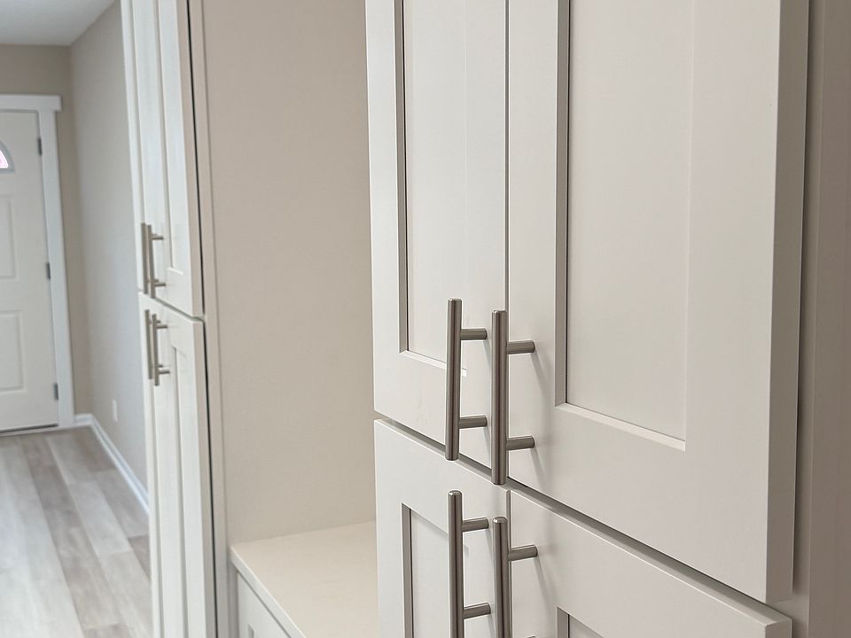 Pantry and coffee bar