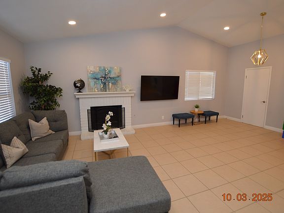 4th image of 4406 Newhaven Dr