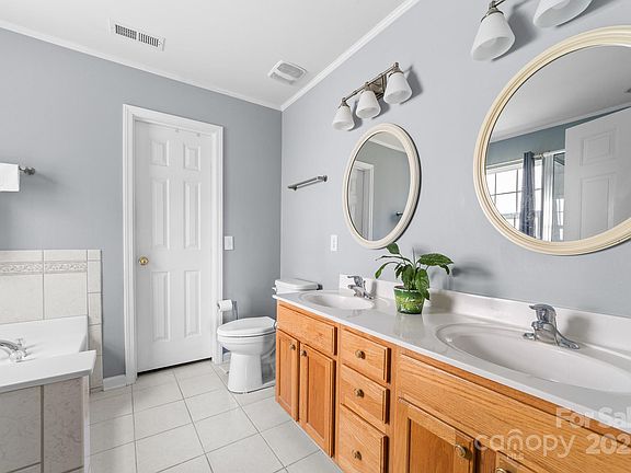 3rd image of 1107 Rachel Anne Dr